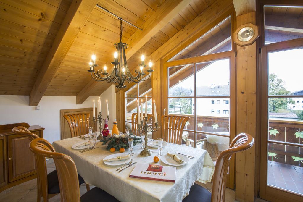 Golden Gapa Penthouse 1 Apartment Garmisch-Partenkirchen Room photo